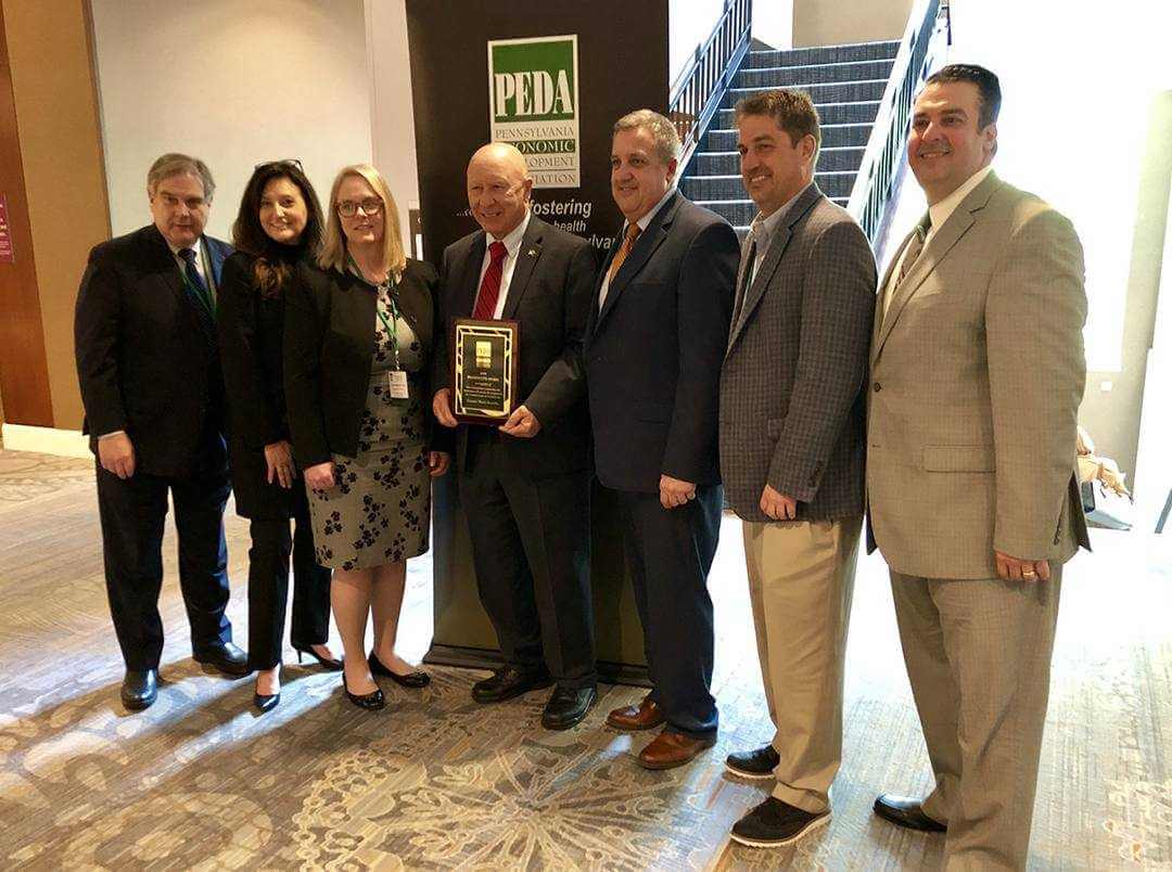 Senator Scavello with the PEDA Executive Committee and Chuck Leonard, PMEDC.